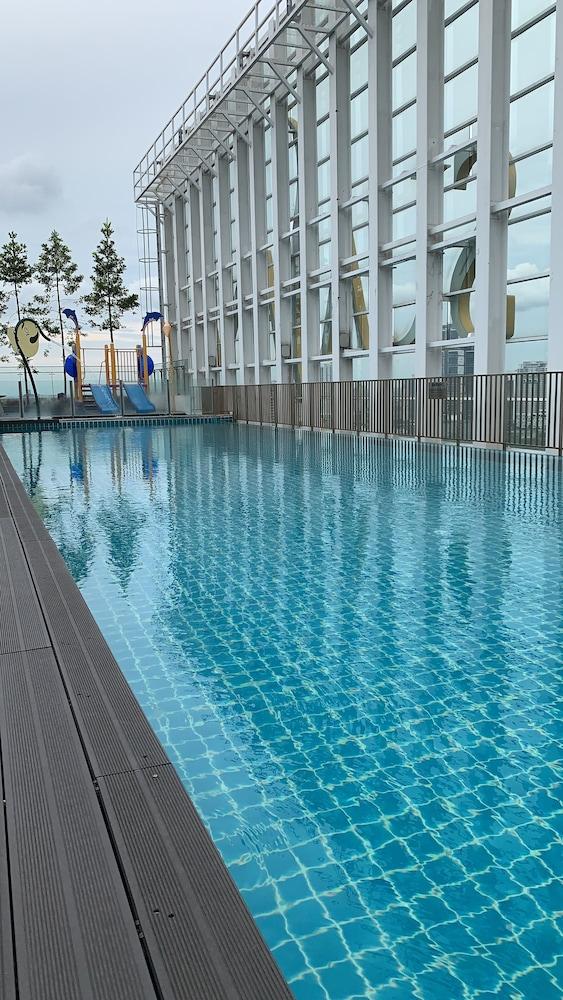 Shama Suasana Johor Bahru Formerly Known As Suasana All Suites Hotels Johor Bahru Exterior photo